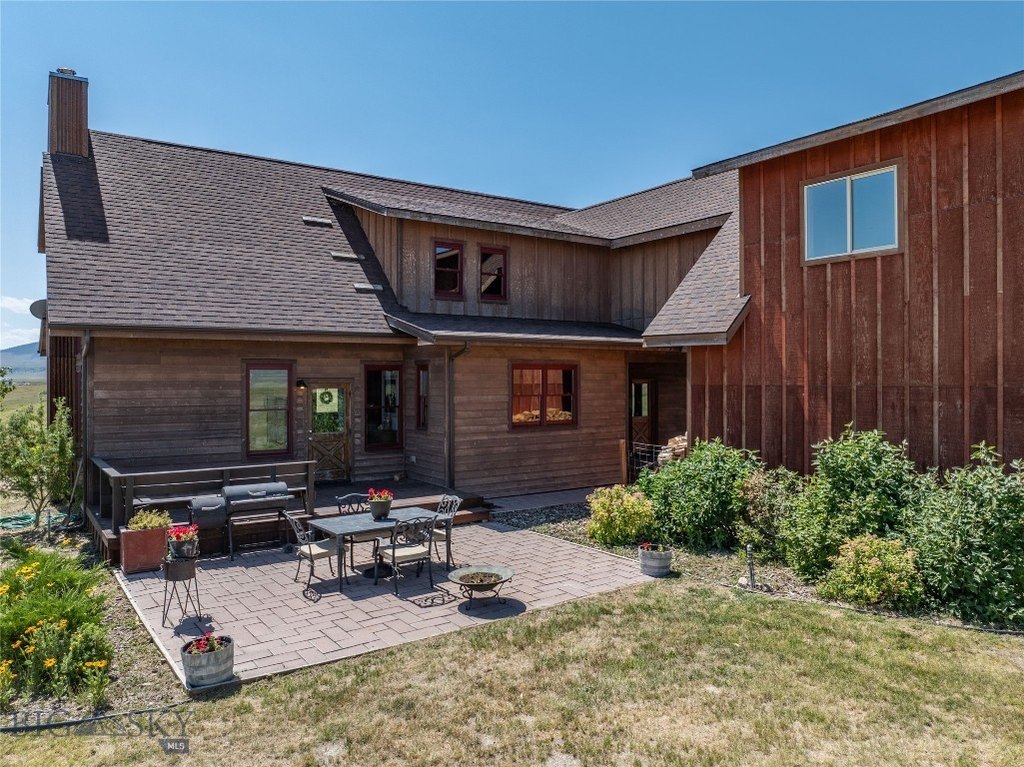 Manhattan, Montana, 59741, United States, 4 Bedrooms Bedrooms, ,3.5 BathroomsBathrooms,Residential,Forsale,1894945