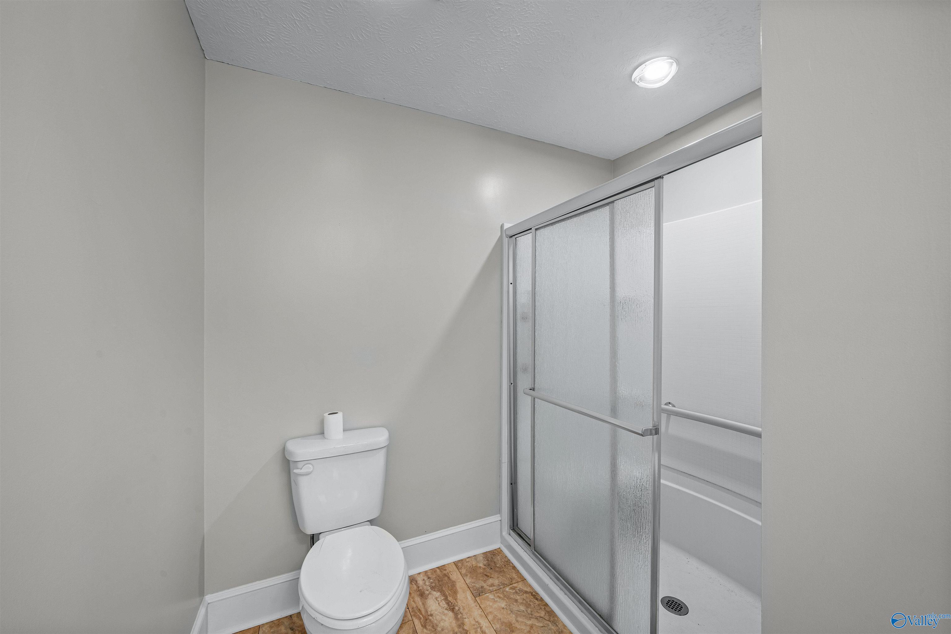 Fort Payne, Alabama, 35968, United States, 4 Bedrooms Bedrooms, ,3 BathroomsBathrooms,Residential,Forsale,2007686