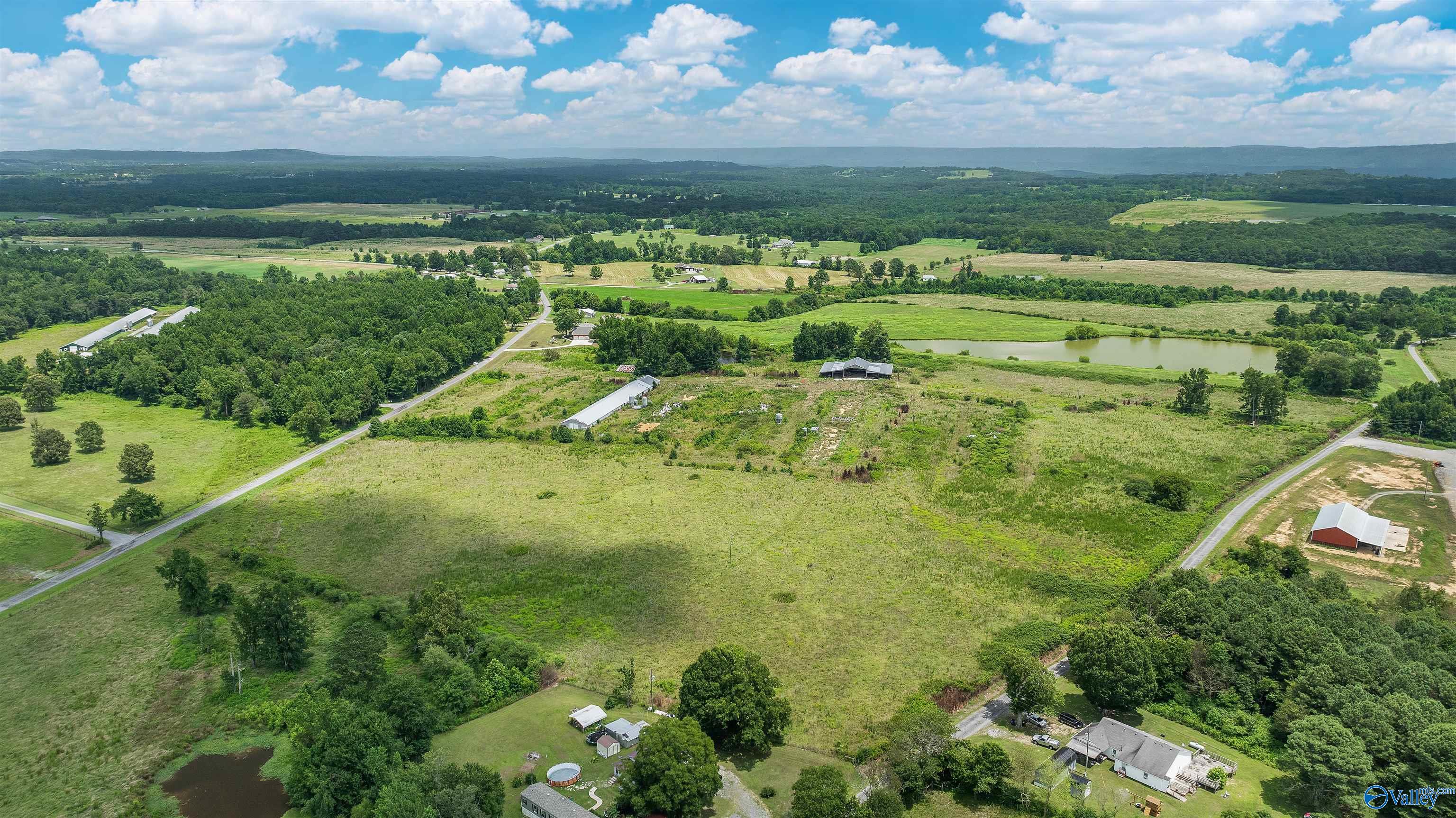 Fort Payne, Alabama, 35968, United States, 4 Bedrooms Bedrooms, ,3 BathroomsBathrooms,Residential,Forsale,2007686