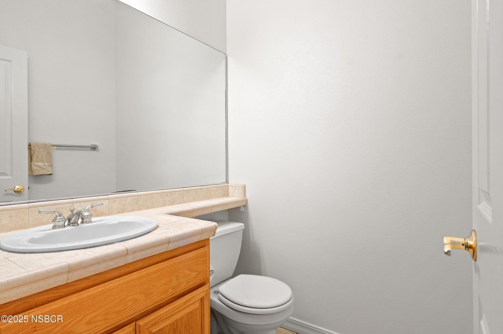 Buellton, California, 93427, United States, 4 Bedrooms Bedrooms, ,2.5 BathroomsBathrooms,Residential,Forsale,1941491