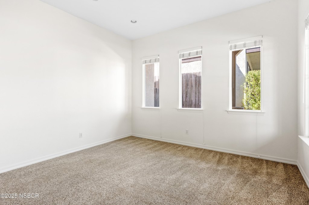 Buellton, California, 93427, United States, 4 Bedrooms Bedrooms, ,2.5 BathroomsBathrooms,Residential,Forsale,1941491