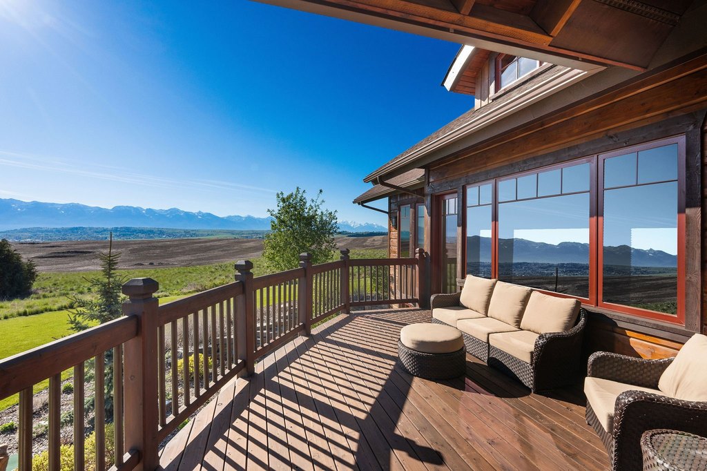 Polson, Montana, 59860, United States, 4 Bedrooms Bedrooms, ,3.5 BathroomsBathrooms,Residential,Forsale,1894896