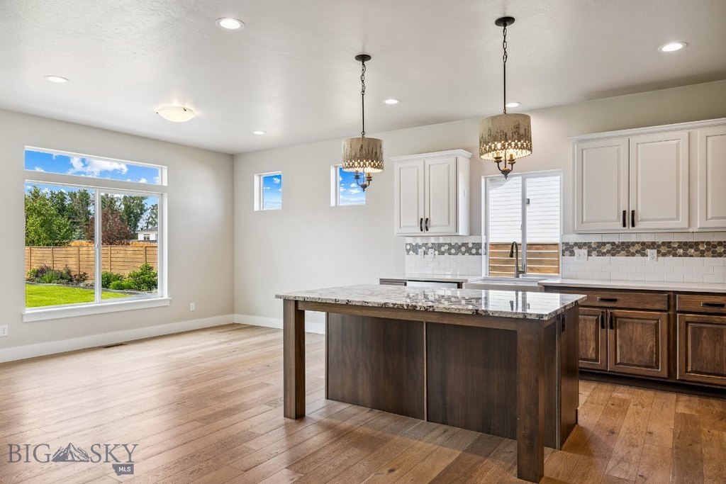 Bozeman, Montana, 59718, United States, 4 Bedrooms Bedrooms, ,3.5 BathroomsBathrooms,Residential,Forsale,1986954