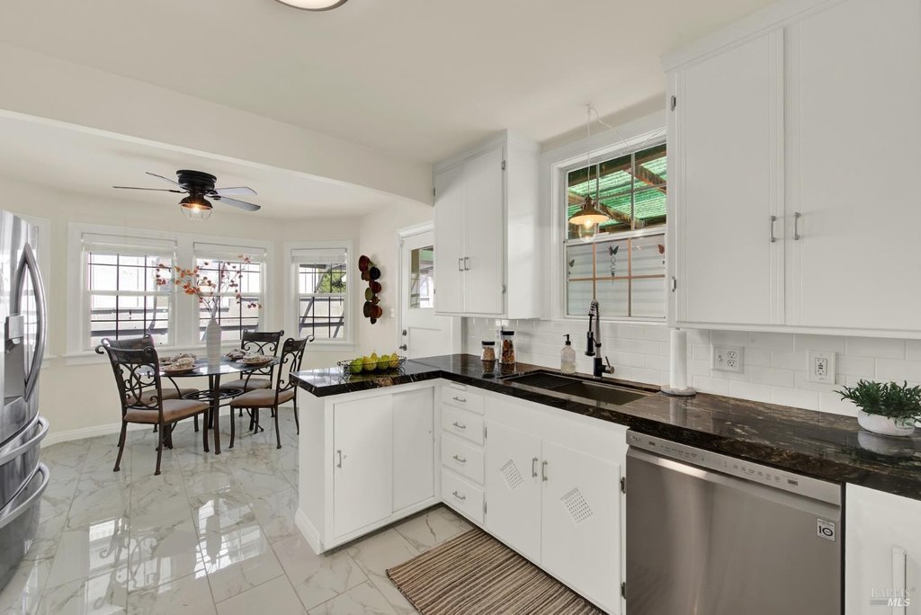 Napa, California, 94559, United States, 2 Bedrooms Bedrooms, ,1 BathroomBathrooms,Residential,Forsale,1934058