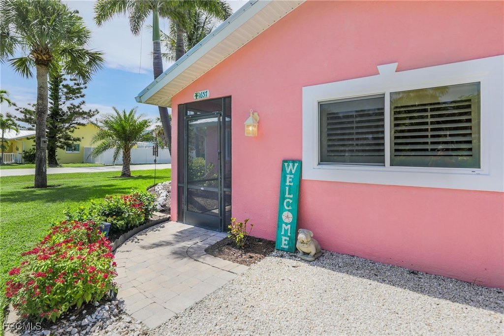 Sanibel, Florida, 33957, United States, 3 Bedrooms Bedrooms, ,2 BathroomsBathrooms,Residential,Forsale,1971952