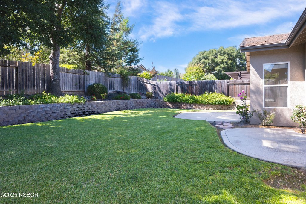 Buellton, California, 93427, United States, 4 Bedrooms Bedrooms, ,2.5 BathroomsBathrooms,Residential,Forsale,1941491