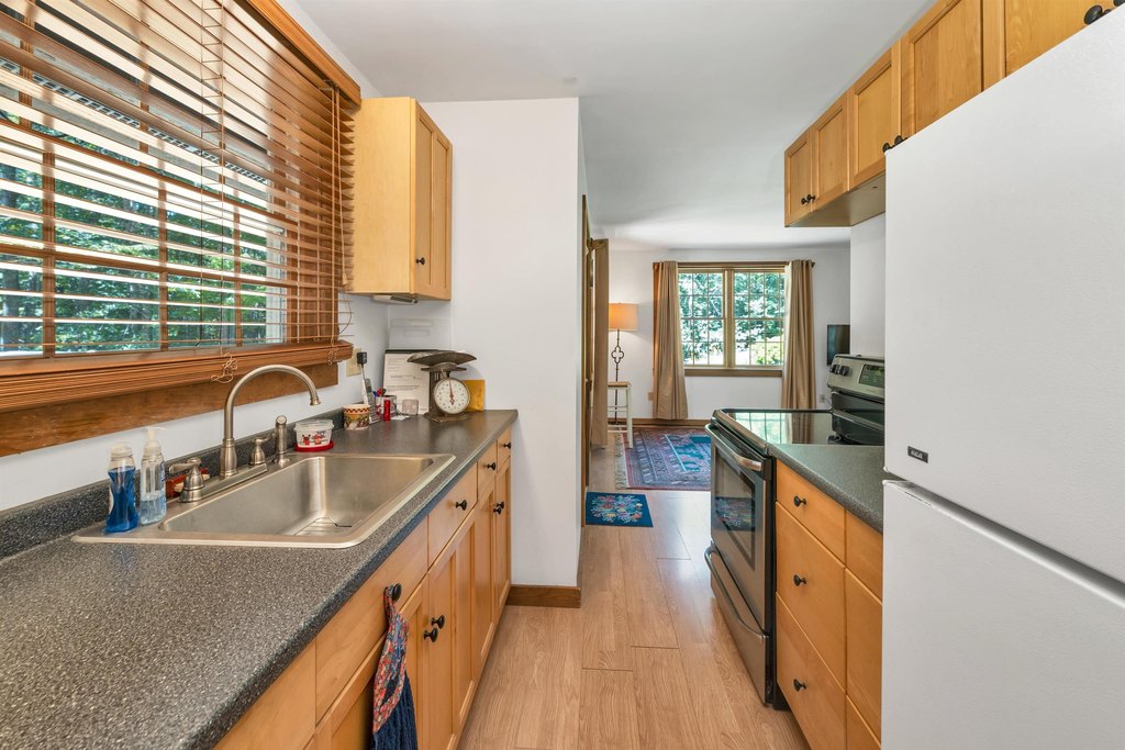 Wolfeboro, New Hampshire, 03894, United States, 3 Bedrooms Bedrooms, ,2 BathroomsBathrooms,Residential,Forsale,1952895