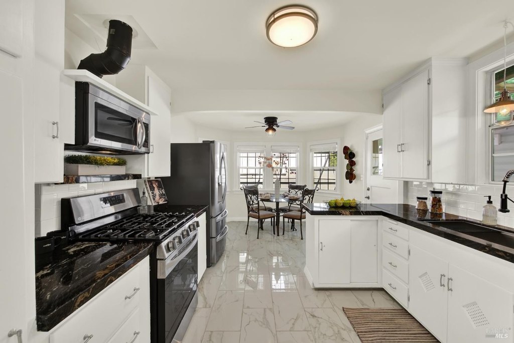 Napa, California, 94559, United States, 2 Bedrooms Bedrooms, ,1 BathroomBathrooms,Residential,Forsale,1934058