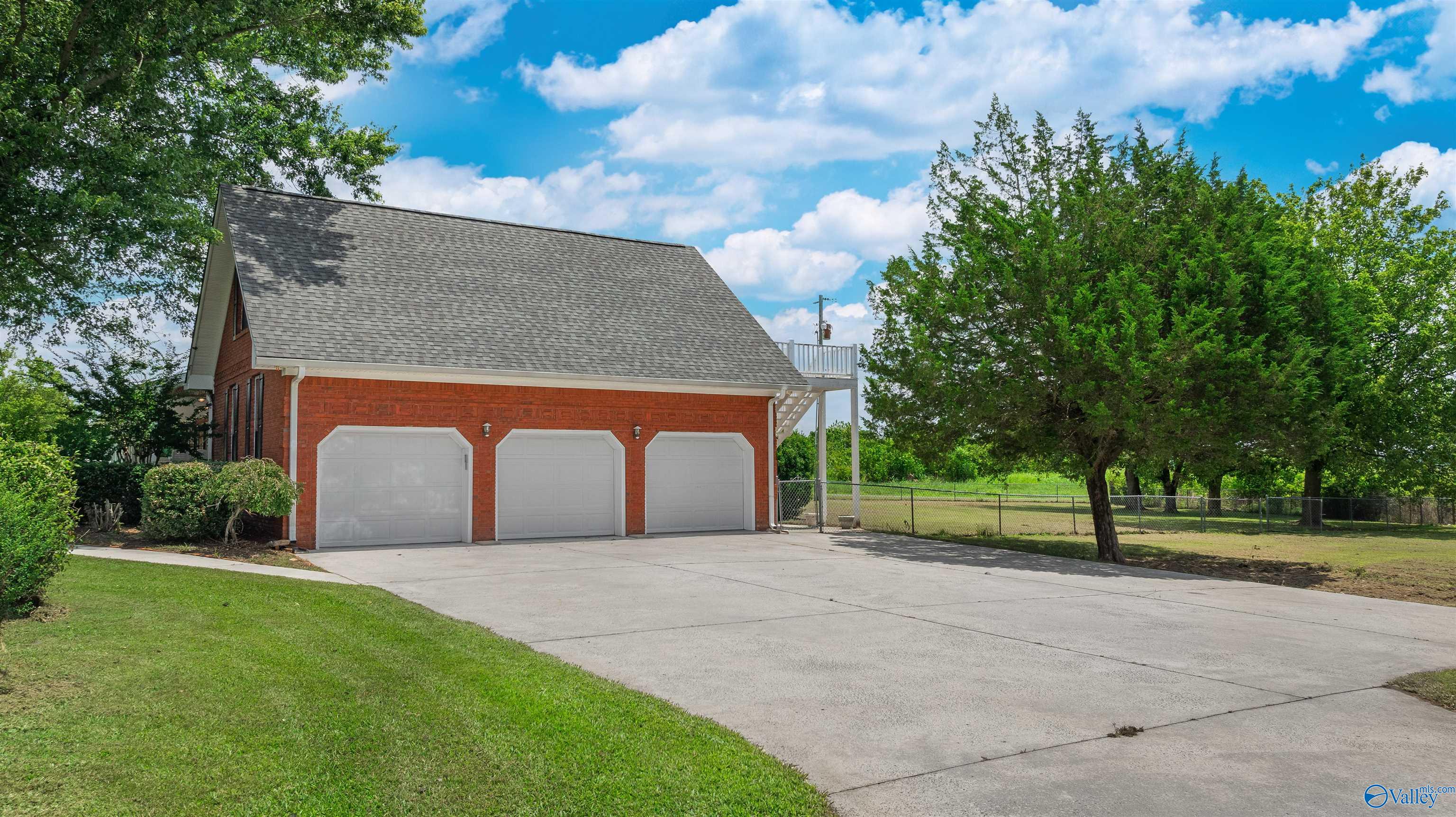 Fort Payne, Alabama, 35968, United States, 4 Bedrooms Bedrooms, ,3 BathroomsBathrooms,Residential,Forsale,2007686