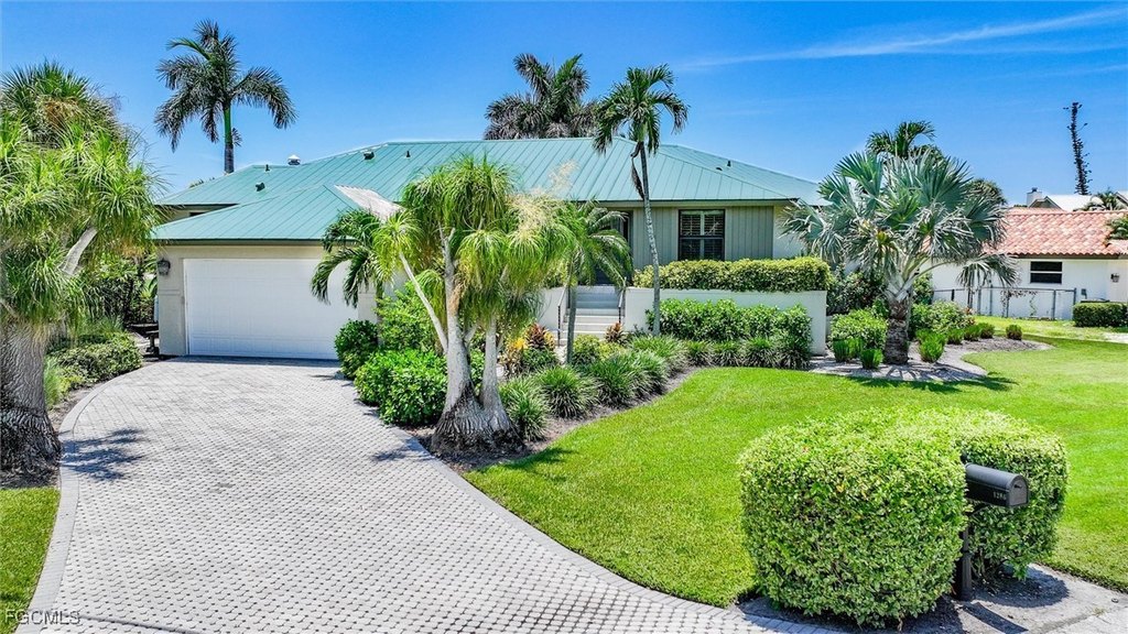 Sanibel, Florida, 33957, United States, 3 Bedrooms Bedrooms, ,3 BathroomsBathrooms,Residential,Forsale,1969890
