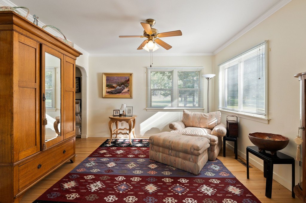 Kalispell, Montana, 59901, United States, 8 Bedrooms Bedrooms, ,3 BathroomsBathrooms,Residential,Forsale,1894894
