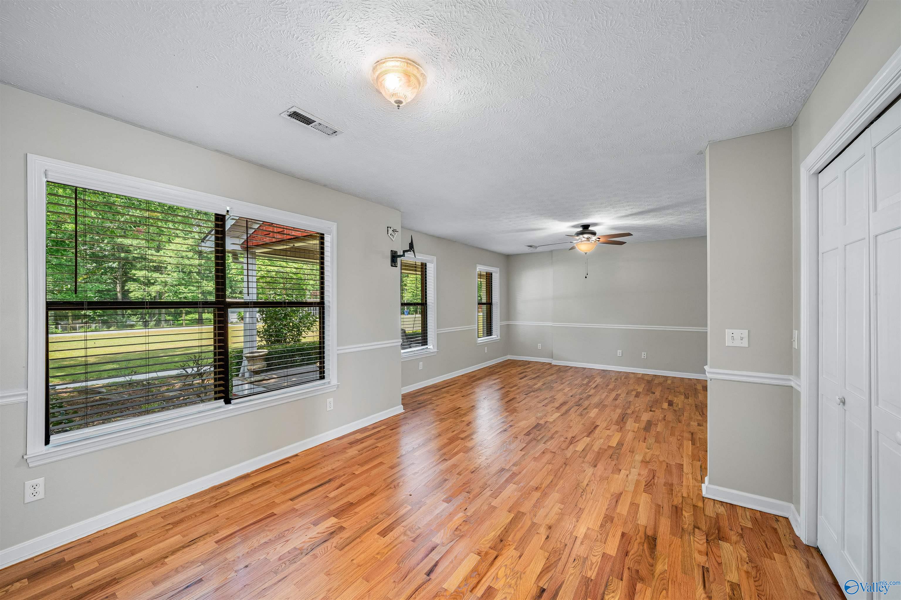 Fort Payne, Alabama, 35968, United States, 4 Bedrooms Bedrooms, ,3 BathroomsBathrooms,Residential,Forsale,2007686