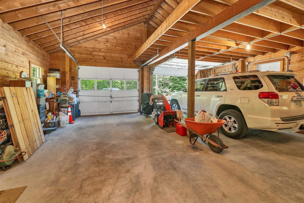 Wolfeboro, New Hampshire, 03894, United States, 3 Bedrooms Bedrooms, ,2 BathroomsBathrooms,Residential,Forsale,1952895