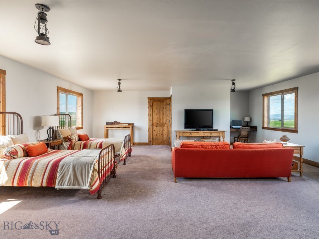 Manhattan, Montana, 59741, United States, 4 Bedrooms Bedrooms, ,3.5 BathroomsBathrooms,Residential,Forsale,1894945