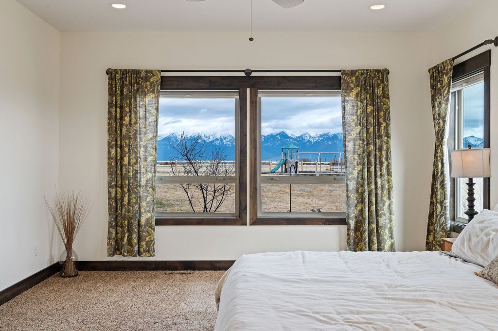 Kalispell, Montana, 59901, United States, 6 Bedrooms Bedrooms, ,4.5 BathroomsBathrooms,Residential,Forsale,1986949