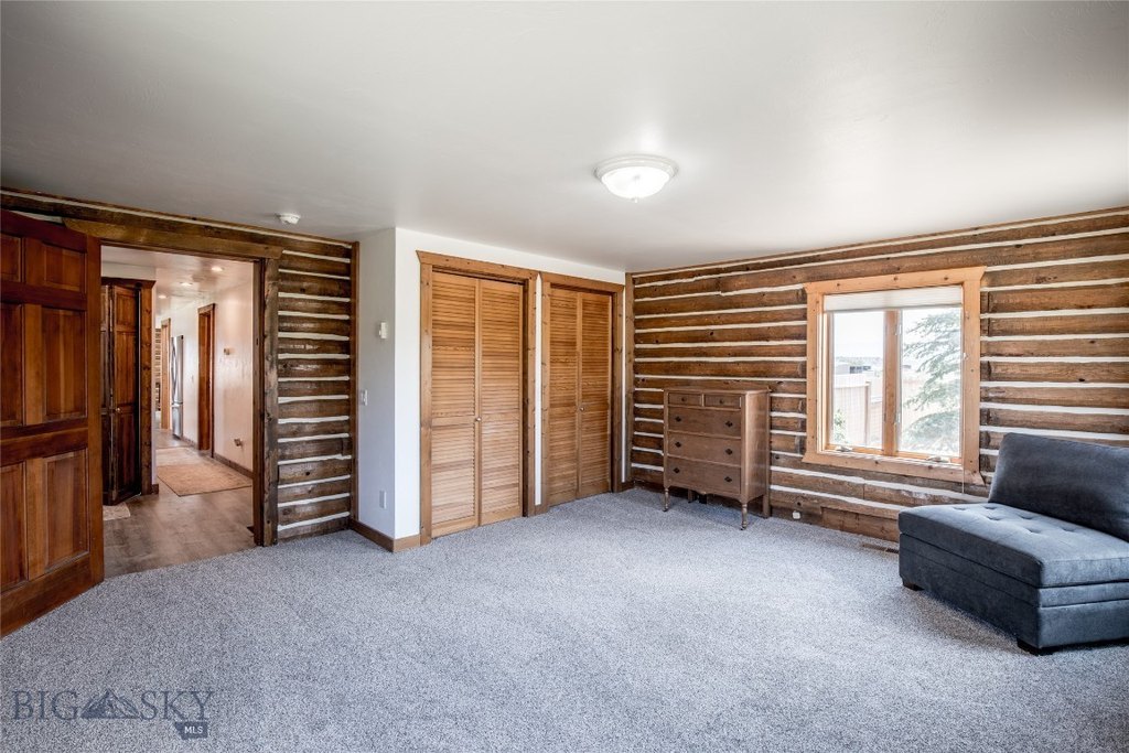 Ennis, Montana, 59729, United States, 4 Bedrooms Bedrooms, ,2 BathroomsBathrooms,Residential,Forsale,1894882