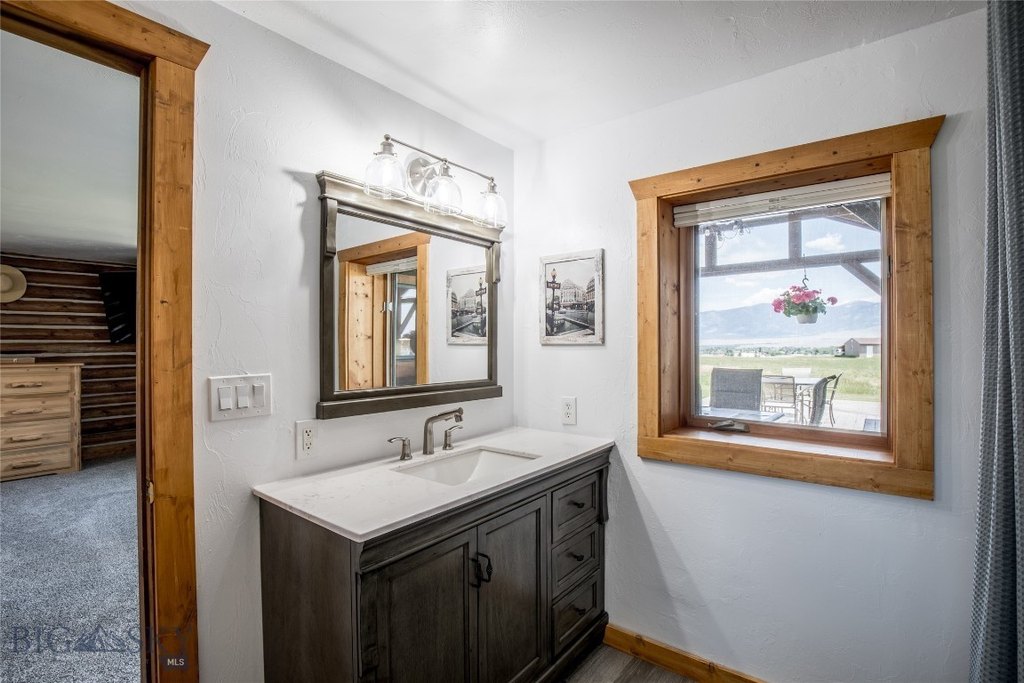 Ennis, Montana, 59729, United States, 4 Bedrooms Bedrooms, ,2 BathroomsBathrooms,Residential,Forsale,1894882