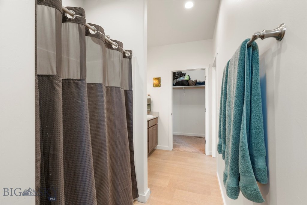 Three Forks, Montana, 59752, United States, 3 Bedrooms Bedrooms, ,2 BathroomsBathrooms,Residential,Forsale,1986985