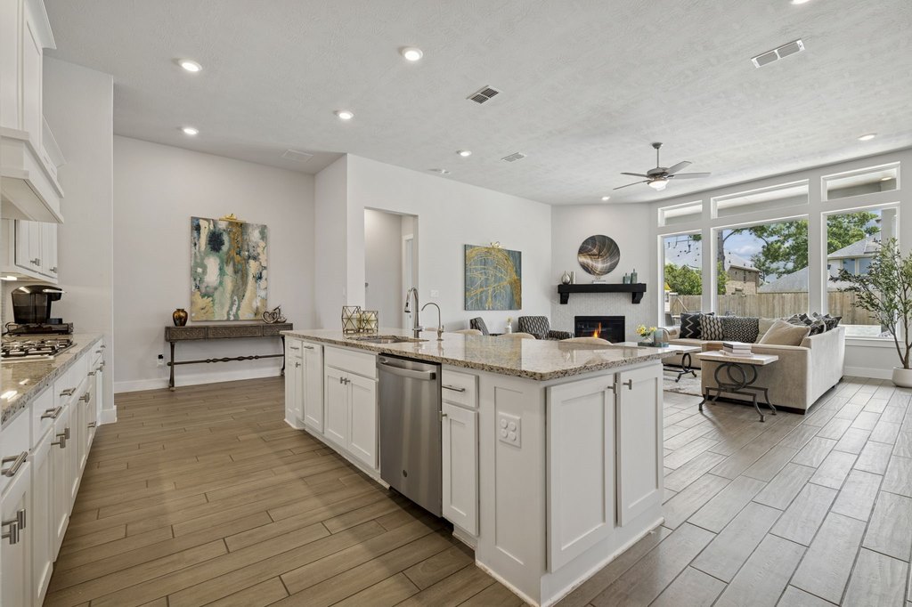 Cypress, Texas, 77433, United States, 5 Bedrooms Bedrooms, ,4.5 BathroomsBathrooms,Residential,Forsale,1953111