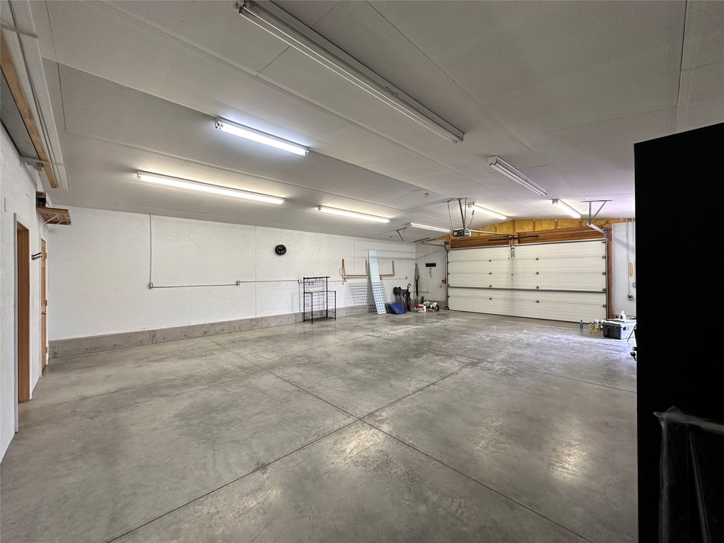Ennis, Montana, 59729, United States, 3 Bedrooms Bedrooms, ,2 BathroomsBathrooms,Residential,Forsale,1944301
