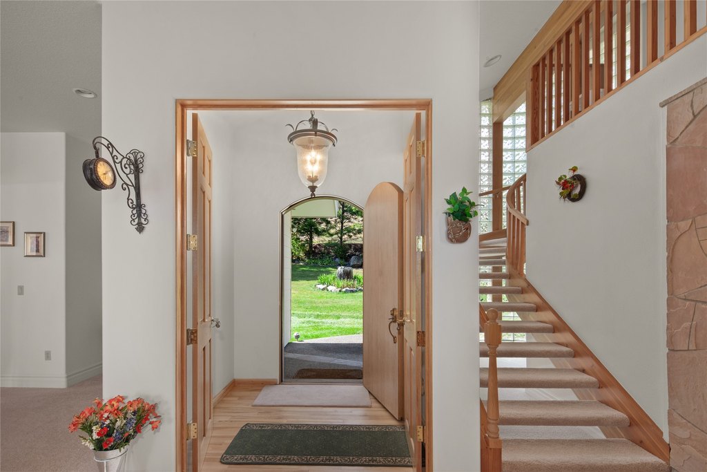 Dayton, Montana, 59914, United States, 4 Bedrooms Bedrooms, ,3.5 BathroomsBathrooms,Residential,Forsale,1914963