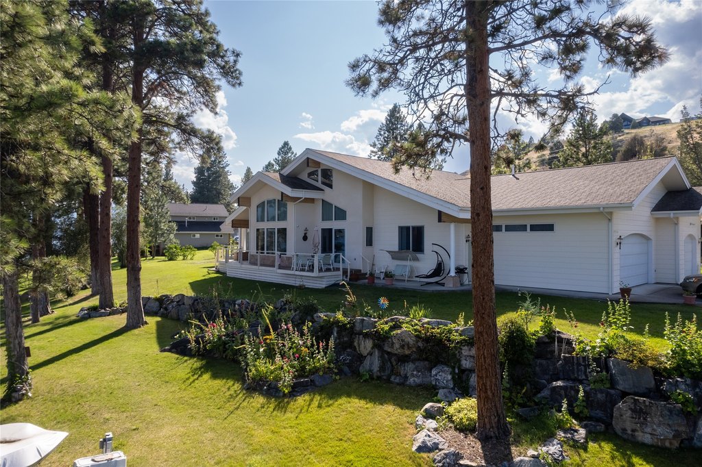 Dayton, Montana, 59914, United States, 4 Bedrooms Bedrooms, ,3.5 BathroomsBathrooms,Residential,Forsale,1914963