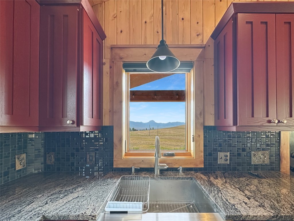 Ennis, Montana, 59729, United States, 3 Bedrooms Bedrooms, ,2 BathroomsBathrooms,Residential,Forsale,1944301