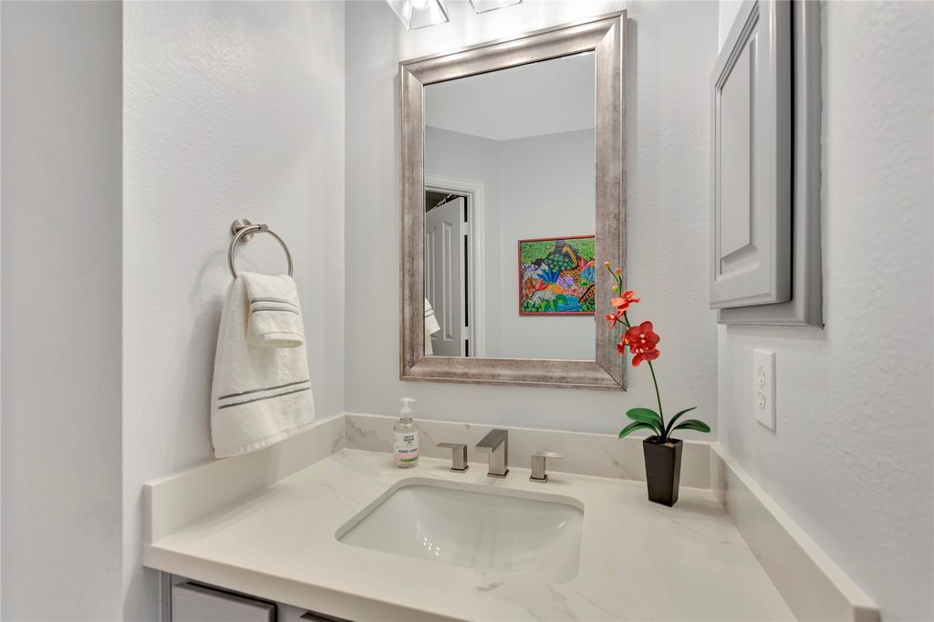 League City, Texas, 77573, United States, 4 Bedrooms Bedrooms, ,3.5 BathroomsBathrooms,Residential,Forsale,1936500