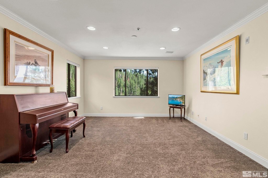 Incline Village, Nevada, 89451, United States, 4 Bedrooms Bedrooms, ,3.5 BathroomsBathrooms,Residential,Forsale,1920143