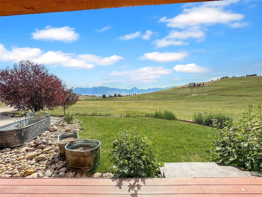 Ennis, Montana, 59729, United States, 3 Bedrooms Bedrooms, ,2 BathroomsBathrooms,Residential,Forsale,1944301