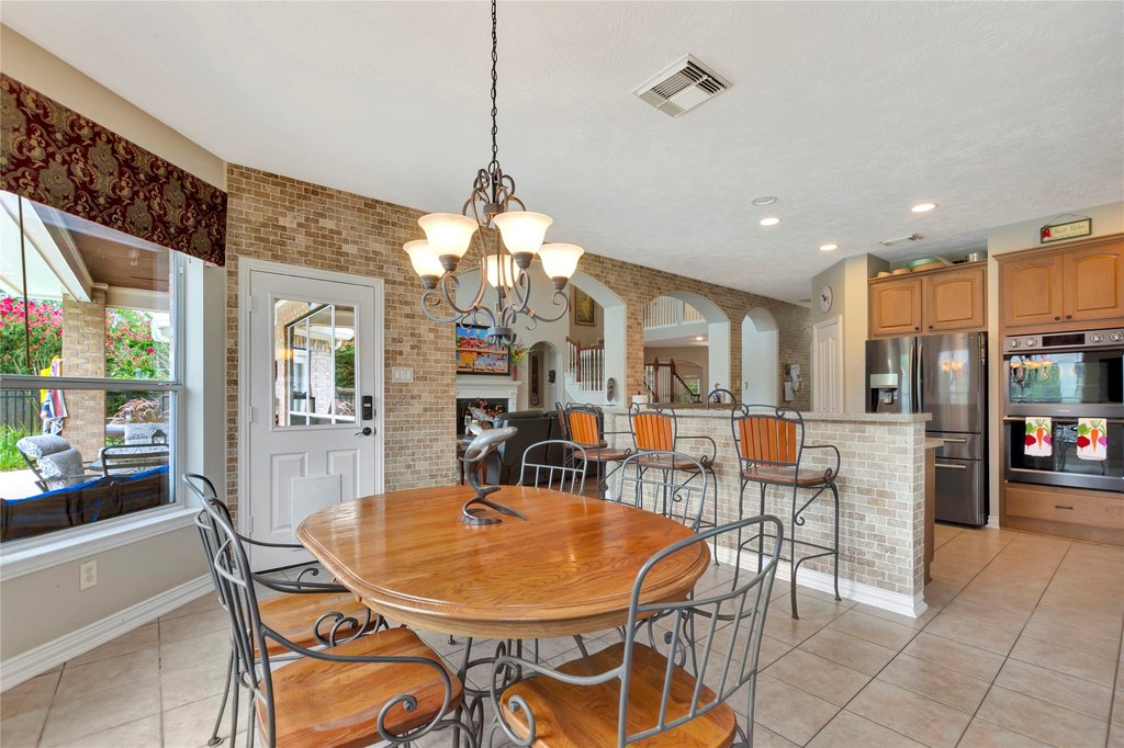 League City, Texas, 77573, United States, 4 Bedrooms Bedrooms, ,3.5 BathroomsBathrooms,Residential,Forsale,1936500