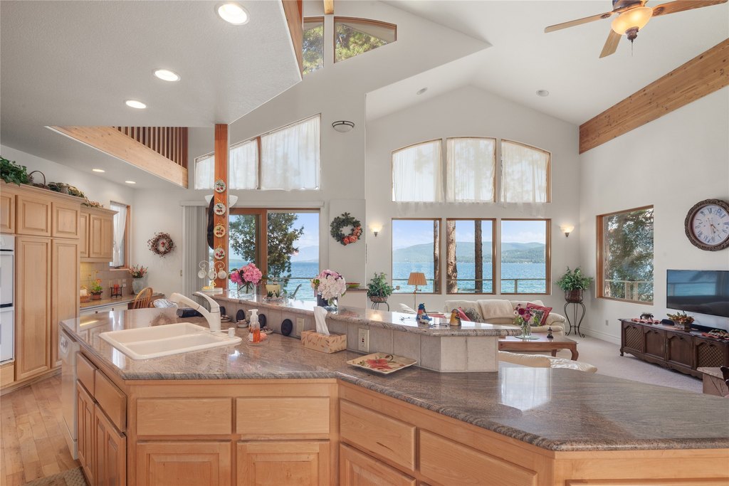 Dayton, Montana, 59914, United States, 4 Bedrooms Bedrooms, ,3.5 BathroomsBathrooms,Residential,Forsale,1914963