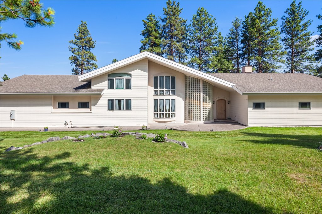 Dayton, Montana, 59914, United States, 4 Bedrooms Bedrooms, ,3.5 BathroomsBathrooms,Residential,Forsale,1914963