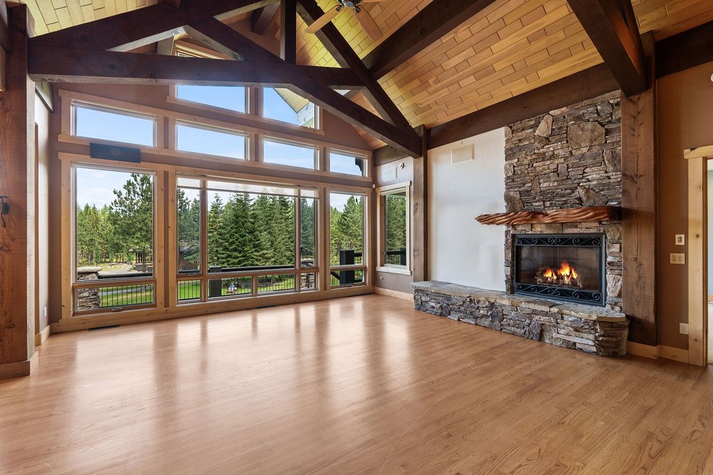 Bigfork, Montana, 59911, United States, 4 Bedrooms Bedrooms, ,4.5 BathroomsBathrooms,Residential,Forsale,1914975