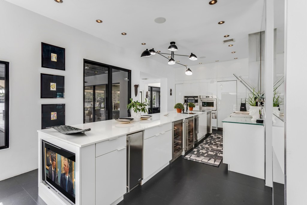 Delray Beach, Florida, 33483, United States, 6 Bedrooms Bedrooms, ,8.5 BathroomsBathrooms,Residential,Forsale,1952513