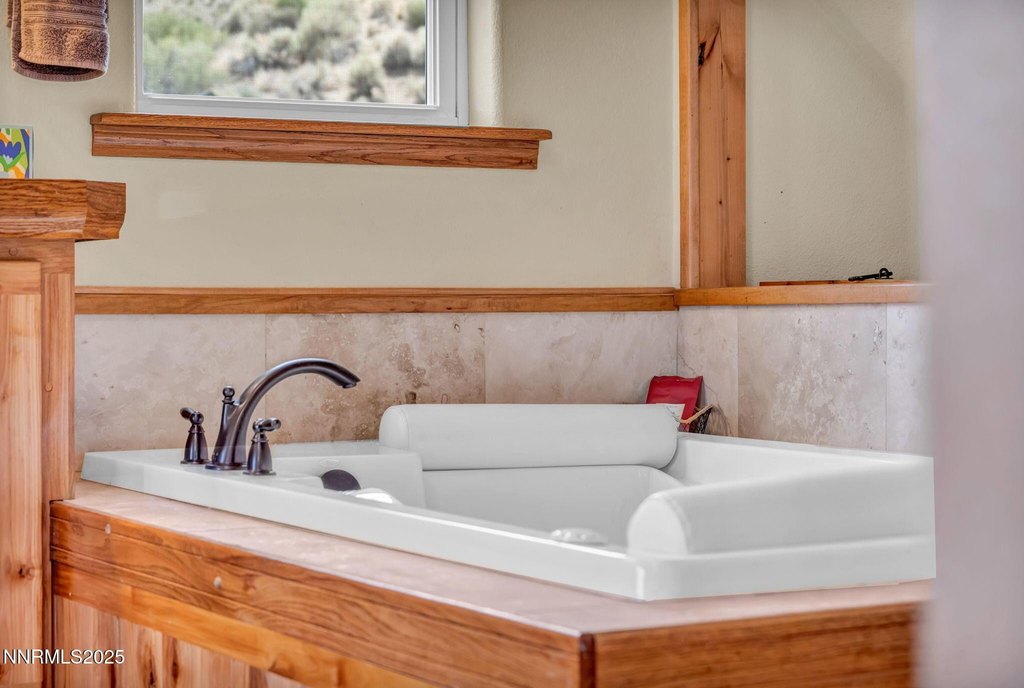 Wellington, Nevada, 89444, United States, 4 Bedrooms Bedrooms, ,3.5 BathroomsBathrooms,Residential,Forsale,1946017