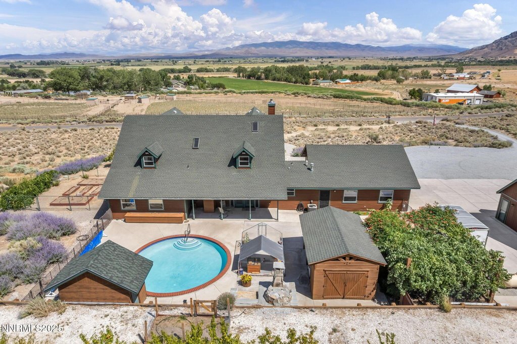 Wellington, Nevada, 89444, United States, 4 Bedrooms Bedrooms, ,3.5 BathroomsBathrooms,Residential,Forsale,1946017