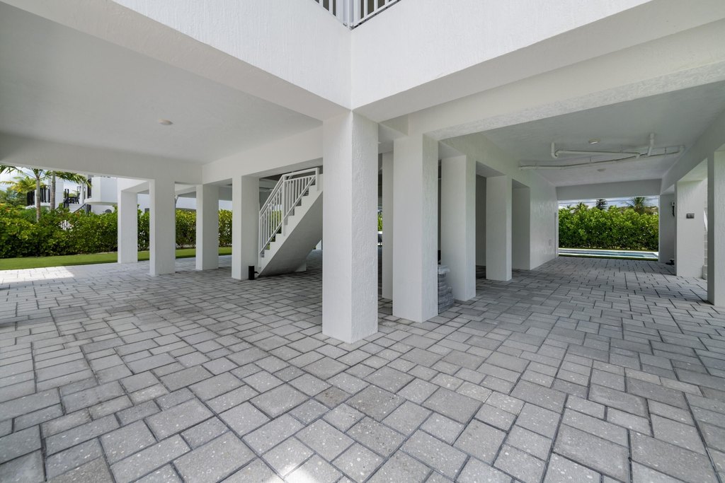 Duck, Florida, 33050, United States, 4 Bedrooms Bedrooms, ,3 BathroomsBathrooms,Residential,Forsale,1953790