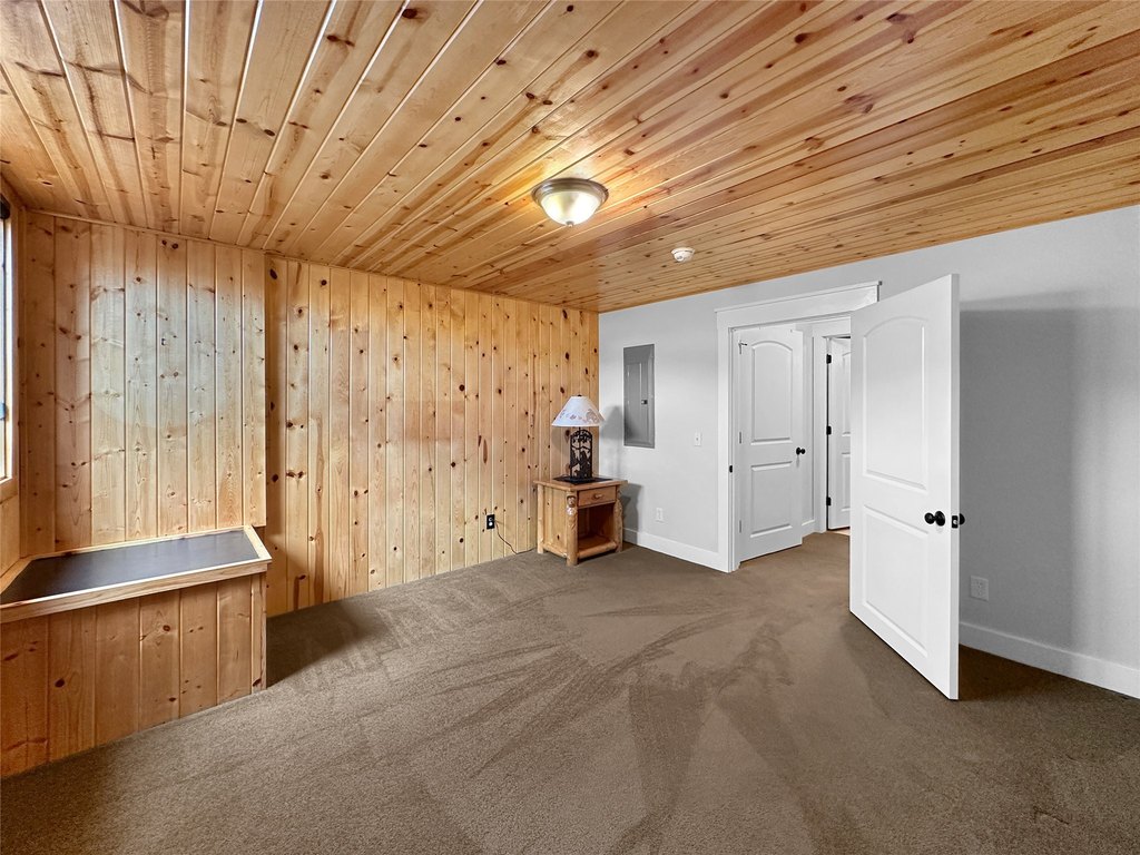 Ennis, Montana, 59729, United States, 3 Bedrooms Bedrooms, ,2 BathroomsBathrooms,Residential,Forsale,1944301