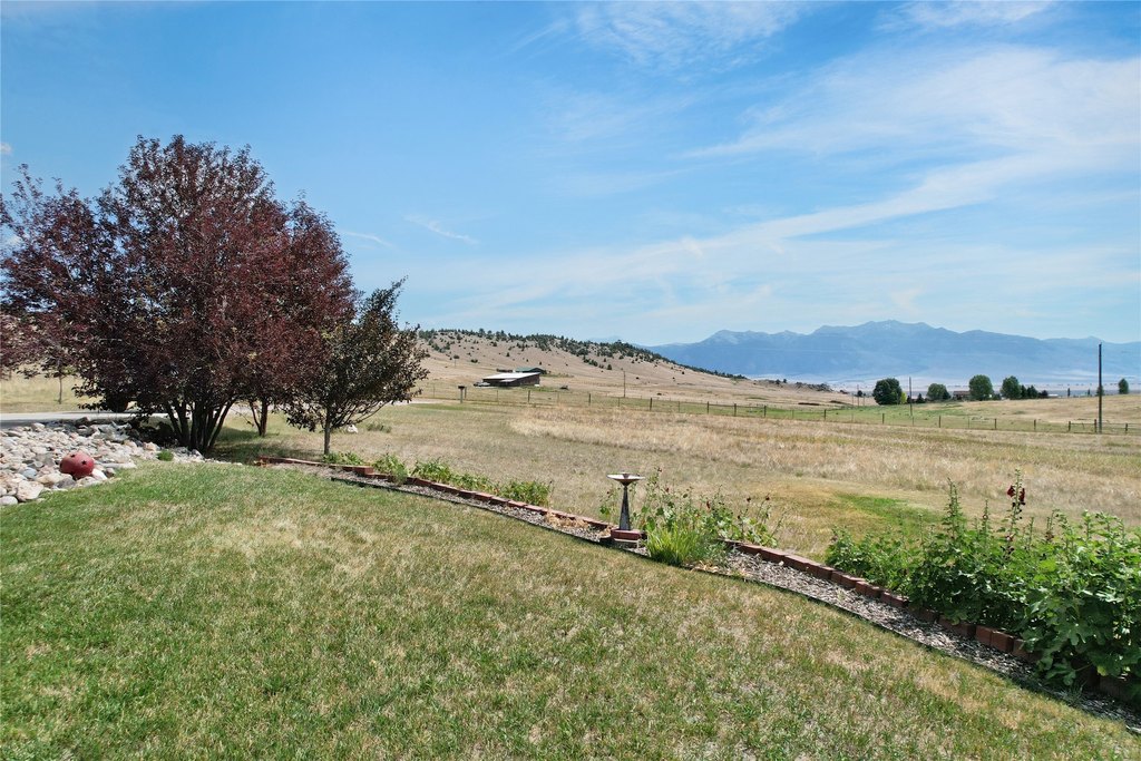 Ennis, Montana, 59729, United States, 3 Bedrooms Bedrooms, ,2 BathroomsBathrooms,Residential,Forsale,1944301