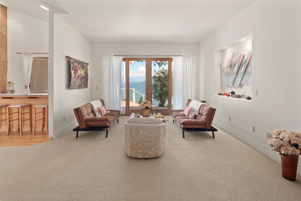 Dayton, Montana, 59914, United States, 4 Bedrooms Bedrooms, ,3.5 BathroomsBathrooms,Residential,Forsale,1914963