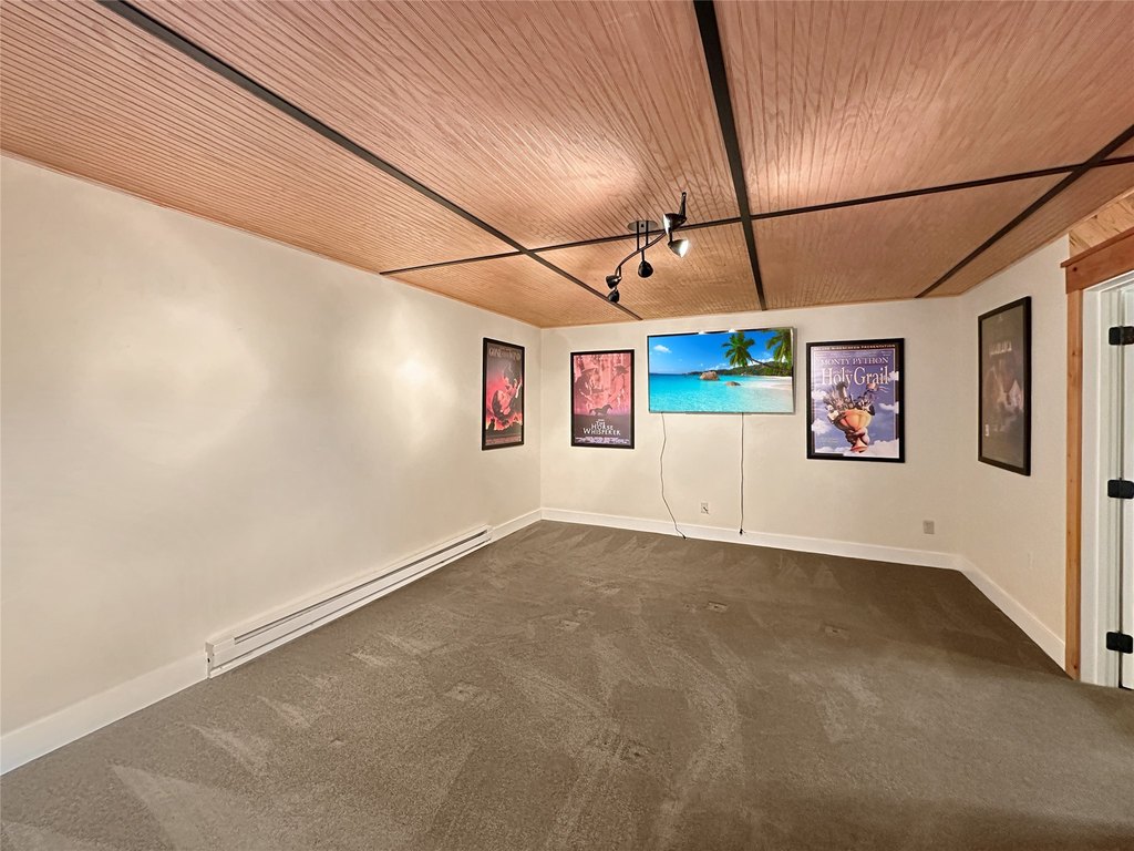 Ennis, Montana, 59729, United States, 3 Bedrooms Bedrooms, ,2 BathroomsBathrooms,Residential,Forsale,1944301