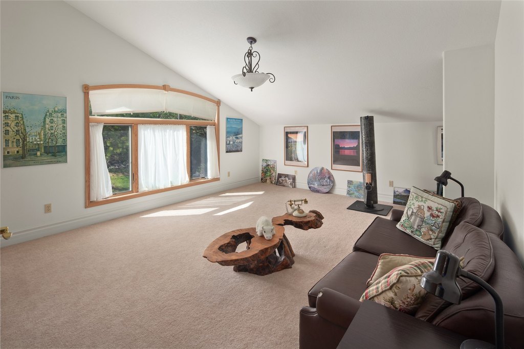 Dayton, Montana, 59914, United States, 4 Bedrooms Bedrooms, ,3.5 BathroomsBathrooms,Residential,Forsale,1914963