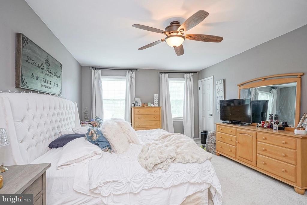 Medford, New Jersey, 08055, United States, 4 Bedrooms Bedrooms, ,2.5 BathroomsBathrooms,Residential,Forsale,1967250