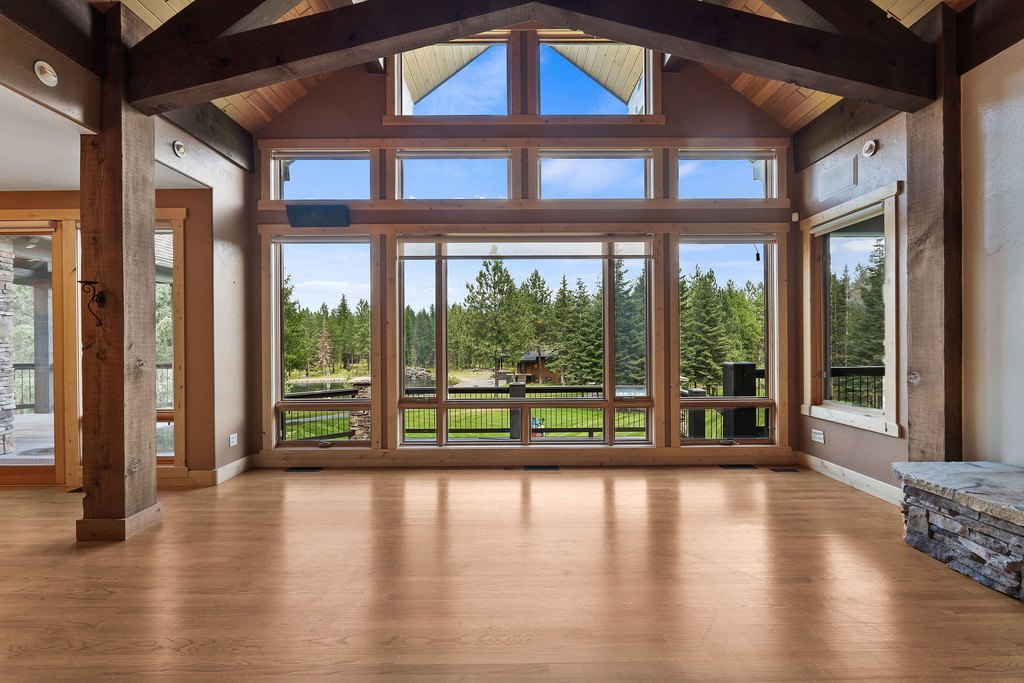 Bigfork, Montana, 59911, United States, 4 Bedrooms Bedrooms, ,4.5 BathroomsBathrooms,Residential,Forsale,1914975