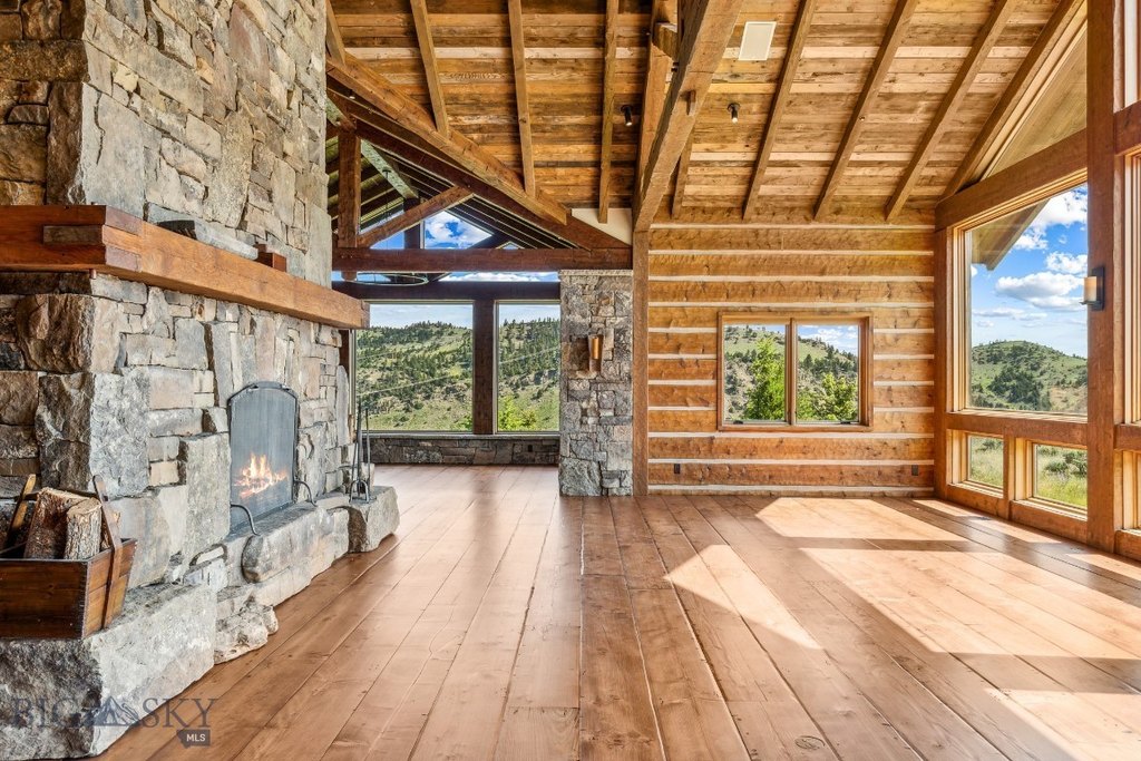 Livingston, Montana, 59047, United States, 3 Bedrooms Bedrooms, ,3.5 BathroomsBathrooms,Residential,Forsale,1941177
