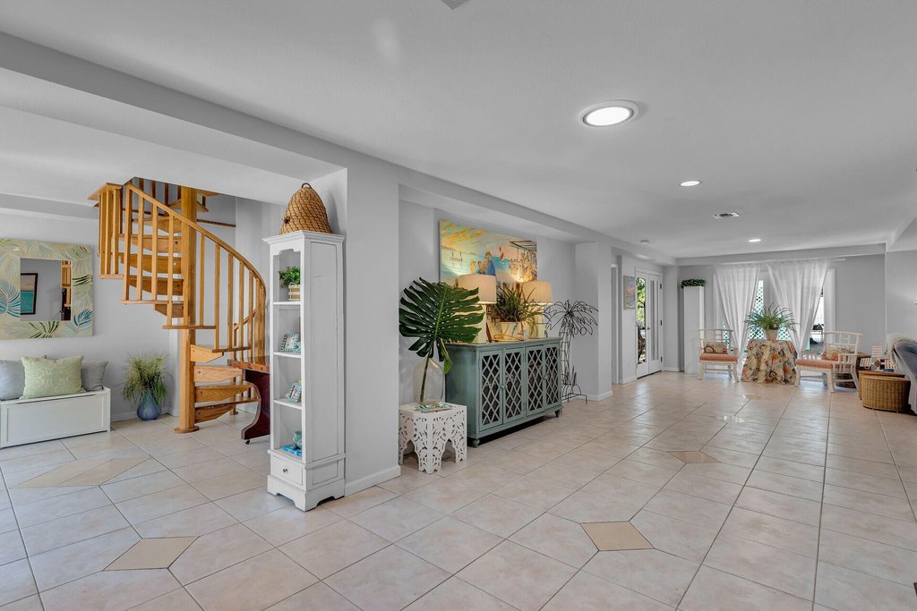 Upper Matecumbe Key Islamorada, Florida, 33036, United States, 4 Bedrooms Bedrooms, ,4 BathroomsBathrooms,Residential,Forsale,1944351