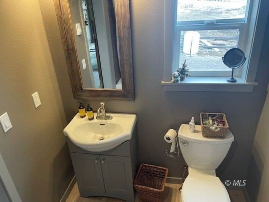 Cedarville, California, 96104, United States, 3 Bedrooms Bedrooms, ,2 BathroomsBathrooms,Residential,Forsale,1888852