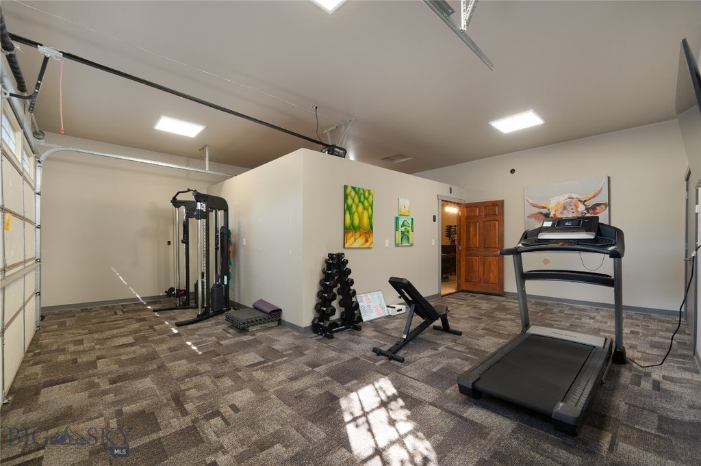 Manhattan, Montana, 59741, United States, 5 Bedrooms Bedrooms, ,4 BathroomsBathrooms,Residential,Forsale,1915000