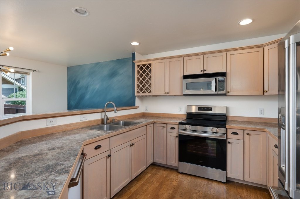 Bozeman, Montana, 59718, United States, 3 Bedrooms Bedrooms, ,2.5 BathroomsBathrooms,Residential,Forsale,1914996